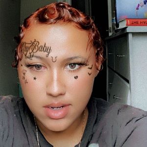 Meet your Posher, Karina